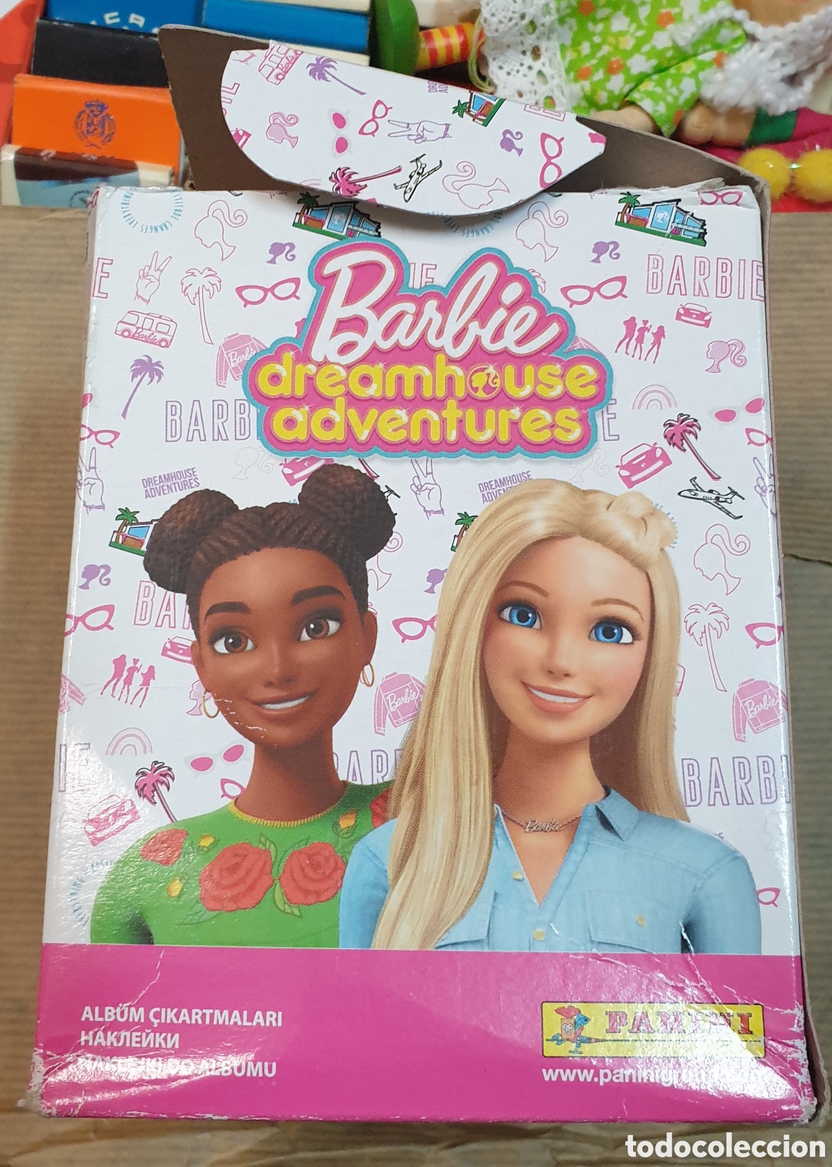 Coleccionismo Cromos antiguos: Barbie dream house adventures. Caja de 50 sobres sin abrir