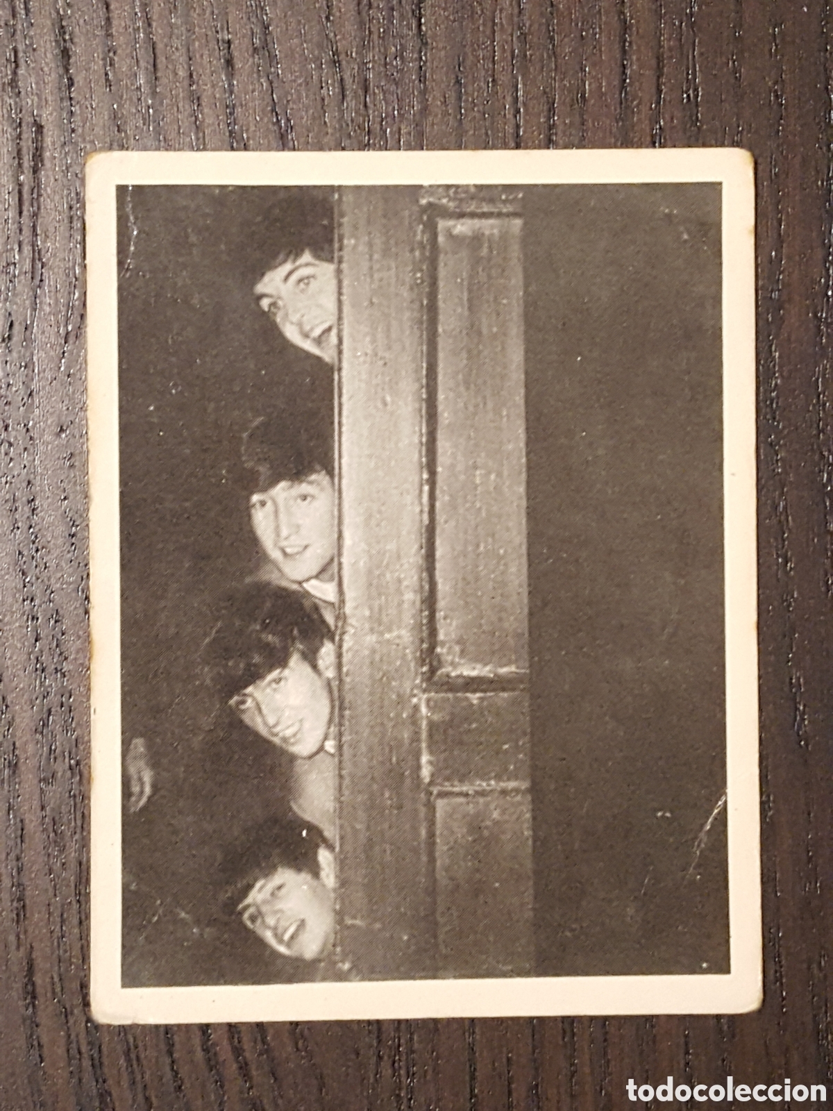 Coleccionismo Cromos antiguos: Cromo - The Beatles en fotos # 6 - Editorial Bruguera - Nunca pegado - 1966