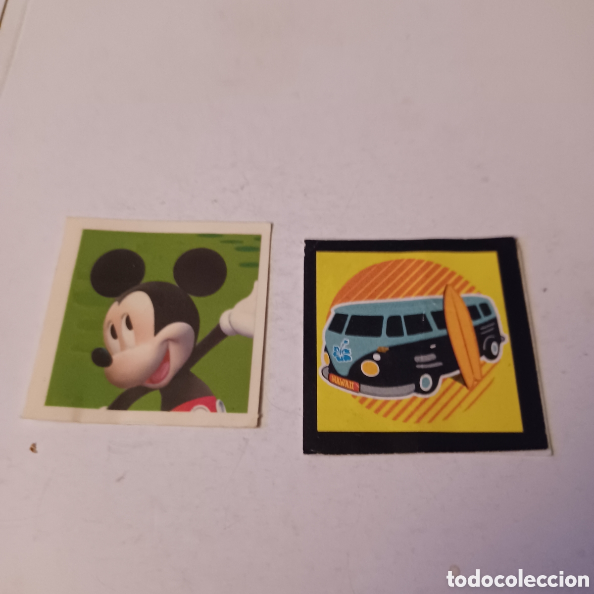 Coleccionismo cromos antiguos: Cromo adhesivo Disney Aspil Mickey Mouse y Van surfing despegado