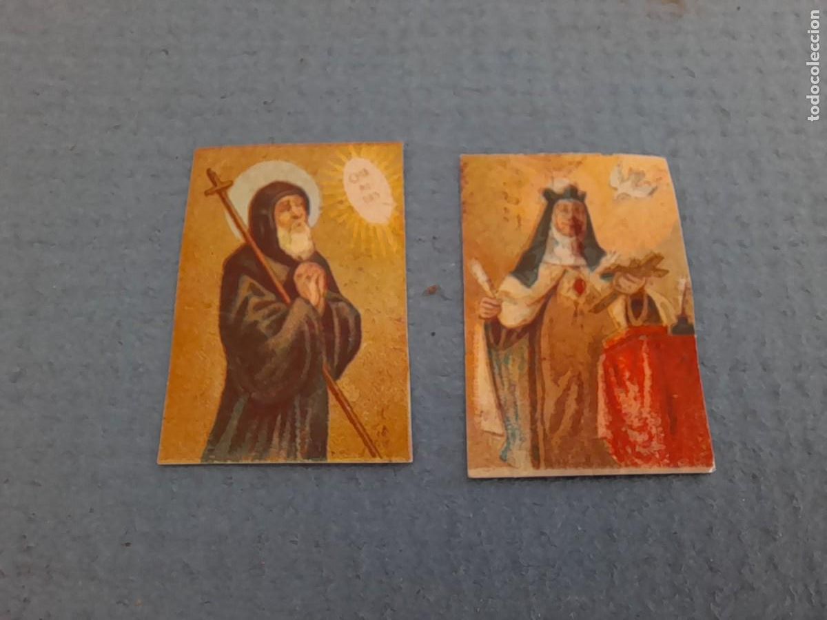 Coleccionismo cromos antiguos: 2 mini cromos religiosos 2,5cm aprox - Foto 1