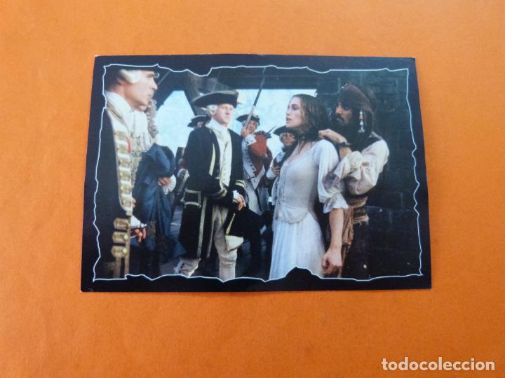 Coleccionismo Cromos antiguos: CROMO DE PIRATAS DEL CARIBE EL COFRE DEL HOMBRE MUERTO SIN PEGAR N&ordm; 8 A&Ntilde;O 2006 DEL ALBUM.. DE PANINI