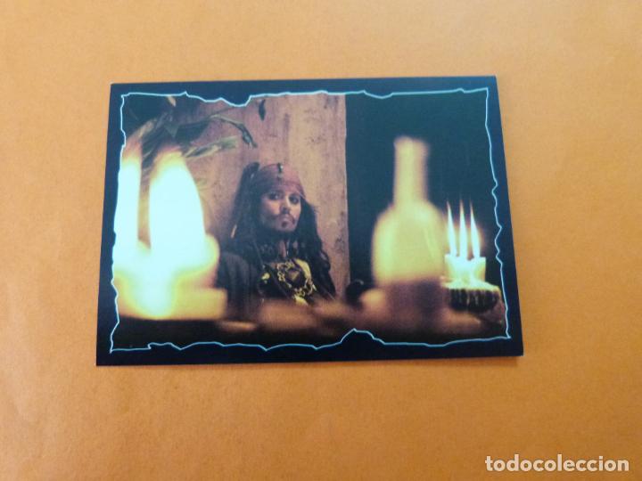 Coleccionismo Cromos antiguos: CROMO DE PIRATAS DEL CARIBE EL COFRE DEL HOMBRE MUERTO SIN PEGAR N&ordm; 101 A&Ntilde;O 2006 DEL ALBUM... PANINI