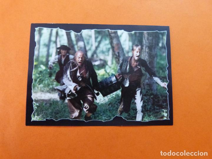 Coleccionismo Cromos antiguos: CROMO DE PIRATAS DEL CARIBE EL COFRE DEL HOMBRE MUERTO SIN PEGAR N&ordm; 149 A&Ntilde;O 2006 DEL ALBUM... PANINI