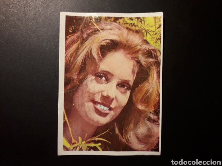 Colecionismo Cromos antigos: CATHERINE DENEUVE ARTISTAS DE CINE Y TV N&deg; 222 BRUGUERA 1970 SIN PEGAR ALG&Uacute;N DEFECT PEDIDO M&Iacute;NIM 3&euro;
