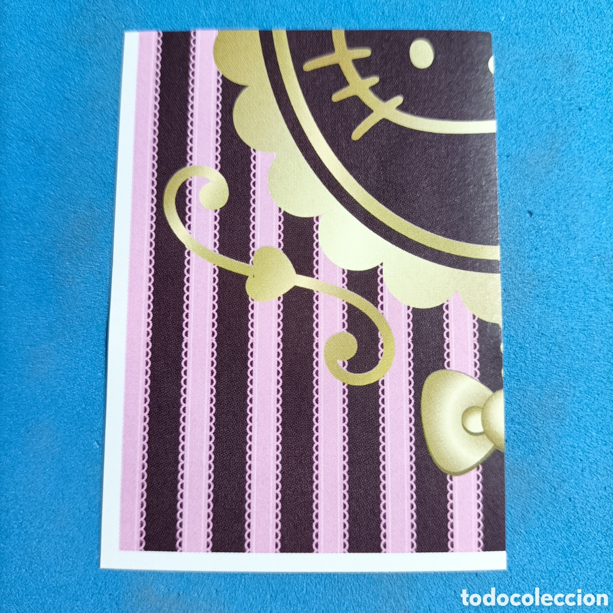 Coleccionismo cromos antiguos: CROMO STICKER: HELLO KITTY IS... PANINI 2014 - N&deg;21 - Foto 1