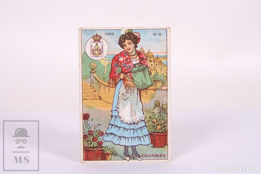 Collectable Antique Stickers: Antiguo Cromo de Chocolates Guill&eacute;n - Tipos Regionales / Escudo - C&aacute;diz N&ordm; 10