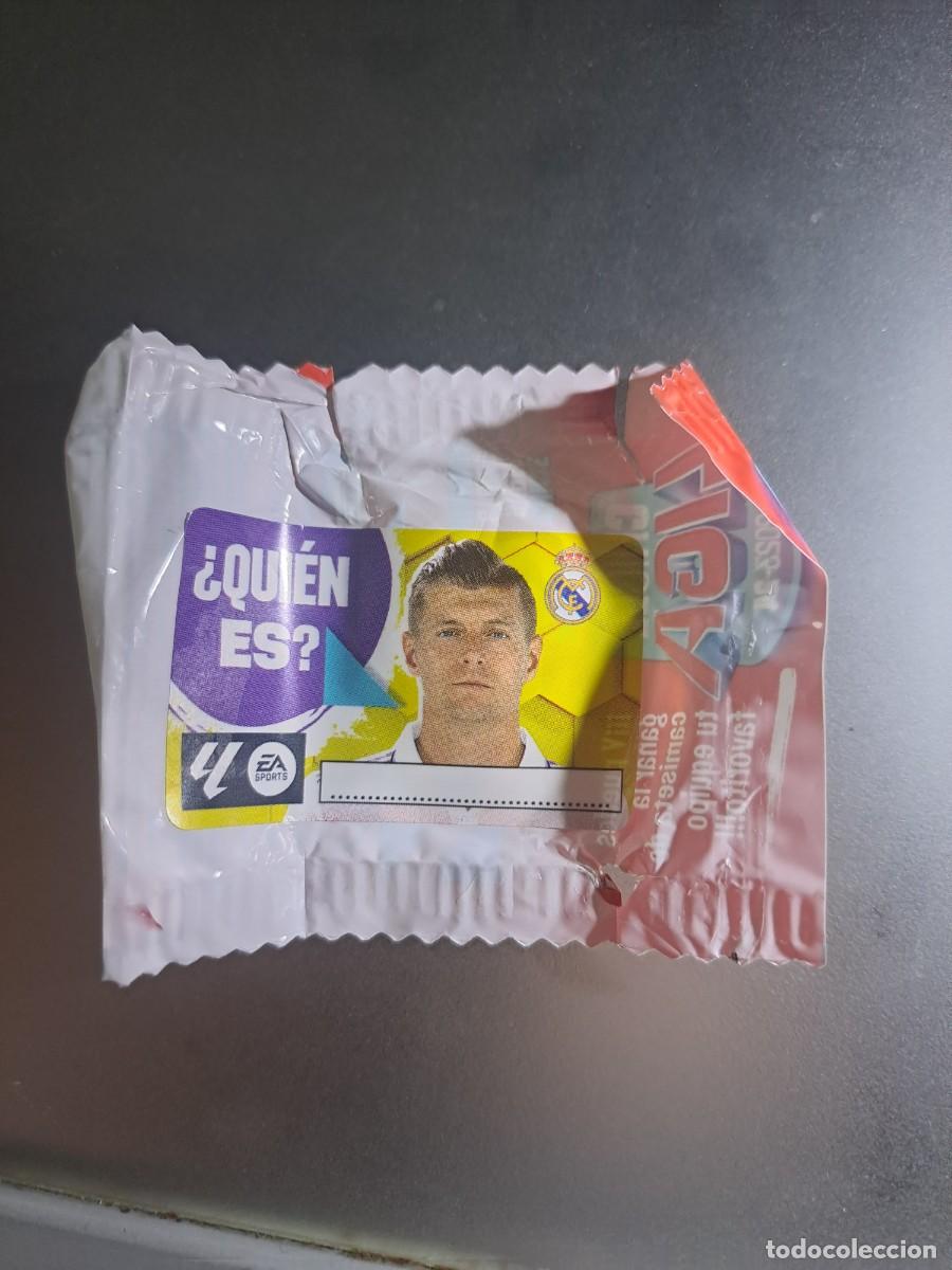 Coleccionismo Cromos antiguos: CHICLE LIGA KROOS REAL MADRID &iquest; QUIEN ES ? 23 24 2023 2024 PANINI NUNCA PEGADO