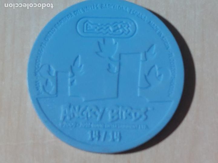 Coleccionismo cromos antiguos: TAZO SLAMMERS 14 - E-MAX ANGRY BIRDS POGS - 2012 - - Foto 2