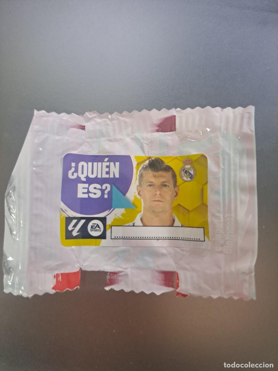 Coleccionismo Cromos antiguos: CHICLE LIGA KROOS REAL MADRID &iquest; QUIEN ES ? 23 24 2023 2024 PANINI NUNCA PEGADO