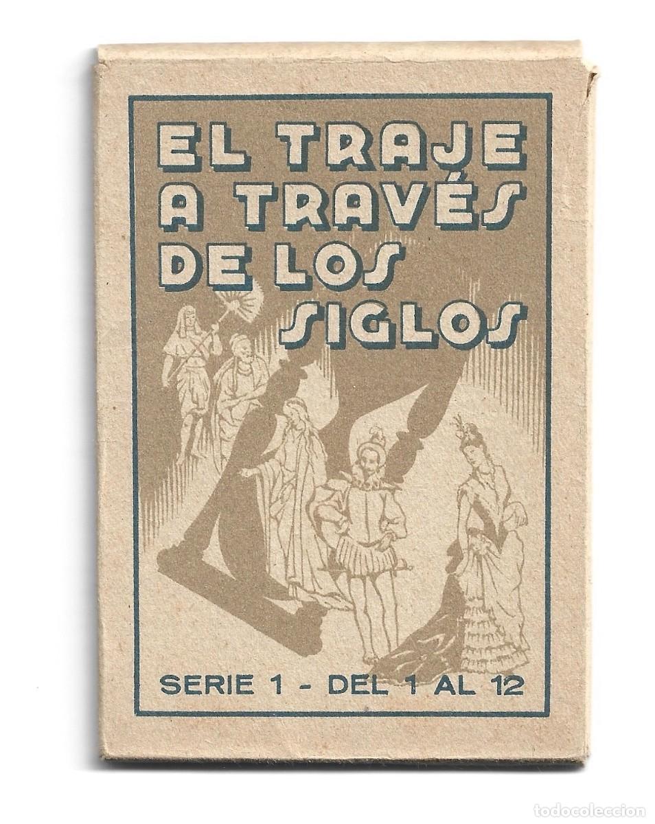Coleccionismo cromos antiguos: DOCE CROMO DE TRAJE A TRAVES DE LOS SIGLOS - Foto 5
