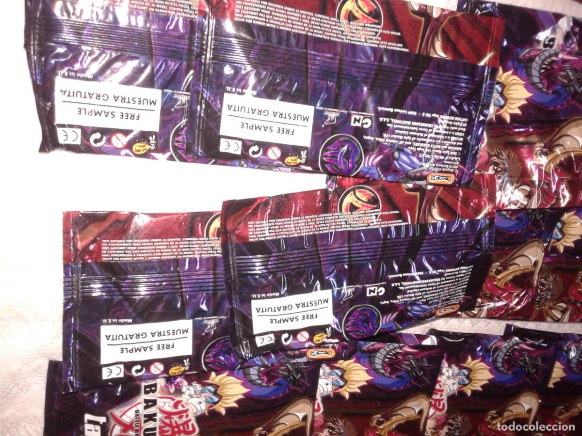 Coleccionismo cromos antiguos: BAKUGAN TAGS, 54 SOBRES SIN ABRIR, M - Foto 6