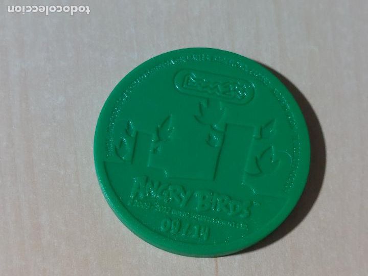 Coleccionismo cromos antiguos: TAZO SLAMMERS 9 - E-MAX ANGRY BIRDS POGS - 2012 - - Foto 2
