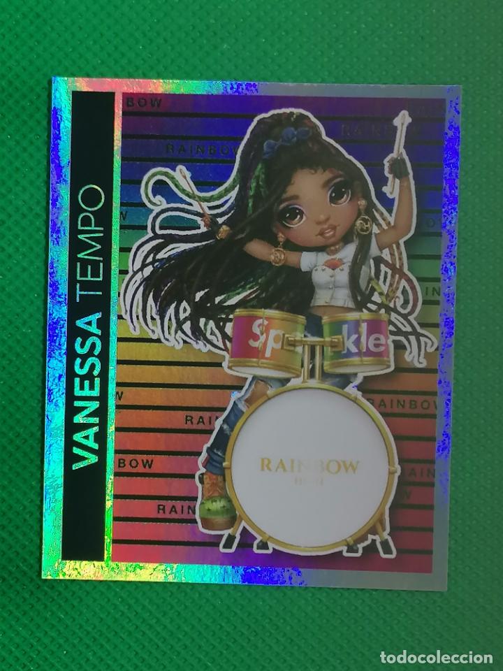 Coleccionismo cromos antiguos: 135 RAINBOW HIGH PANINI 2023 - Foto 1