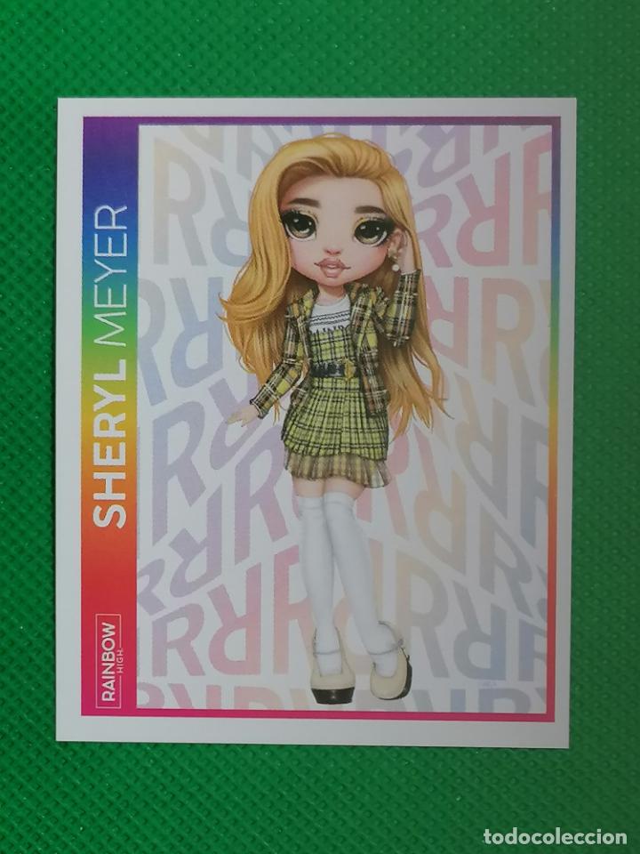 Coleccionismo cromos antiguos: 9 RAINBOW HIGH PANINI 2023 - Foto 1