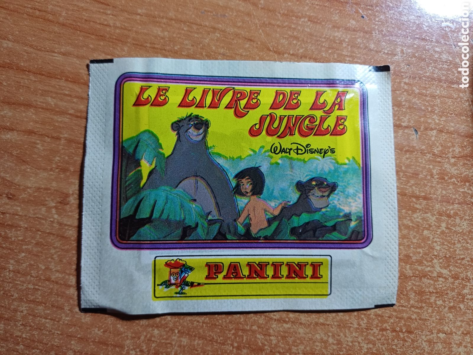Coleccionismo cromos antiguos: SOBRE DE CROMOS SIN ABRIR EL LIBRO DE LA SELVA - Foto 1