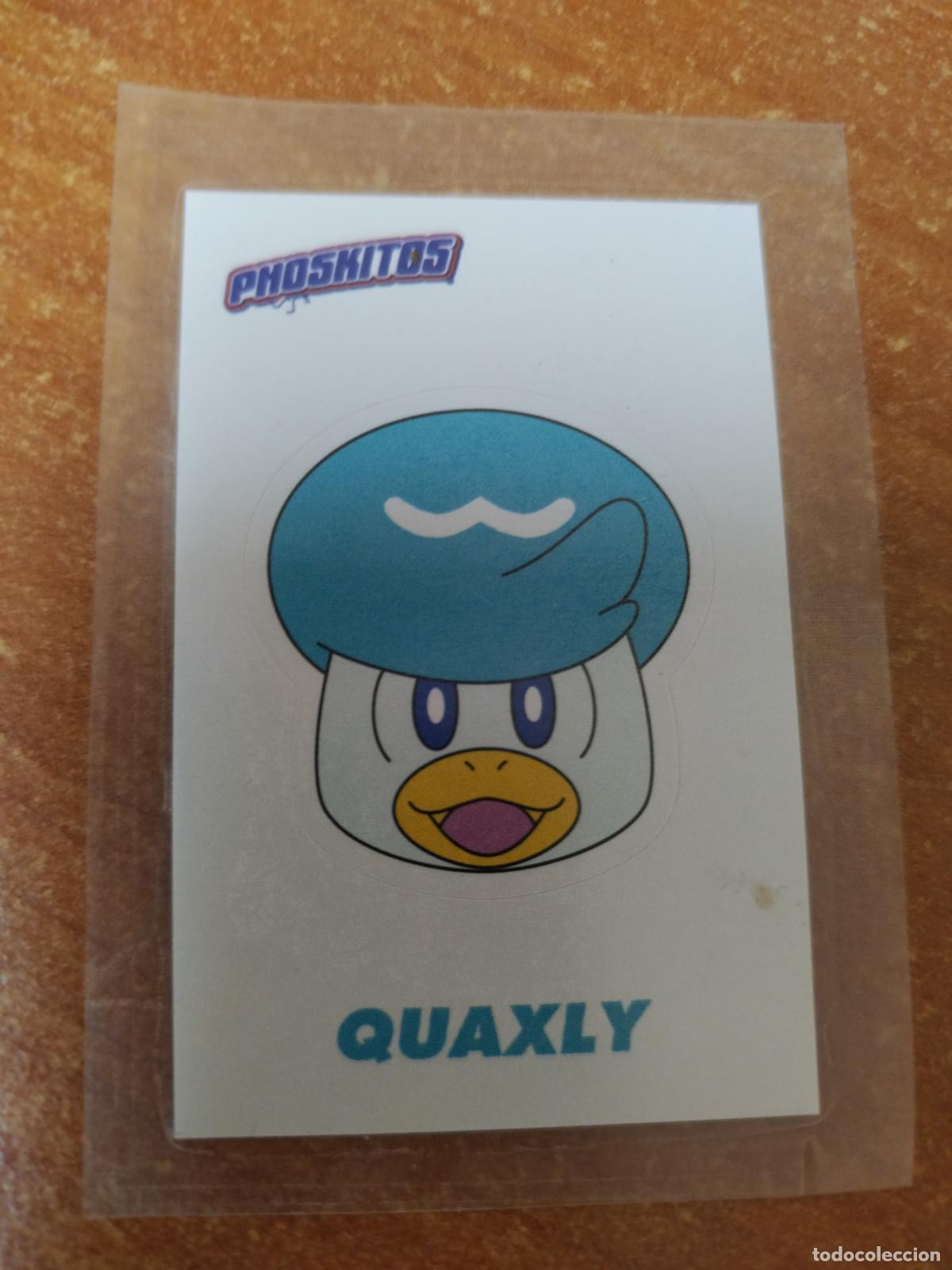 Coleccionismo Cromos antiguos: CROMO PEGATINA PHOSKITOS ( POKEMON QUAXLY )NUEVO EN SU ENVOLTORIO DE 2024