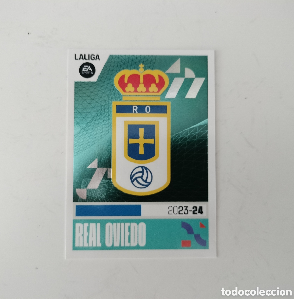 Coleccionismo cromos antiguos: ESCUDO REAL OVIEDO SEGUNDA DIVISI&Oacute;N LIGA ESTE PANINI 2023 2024