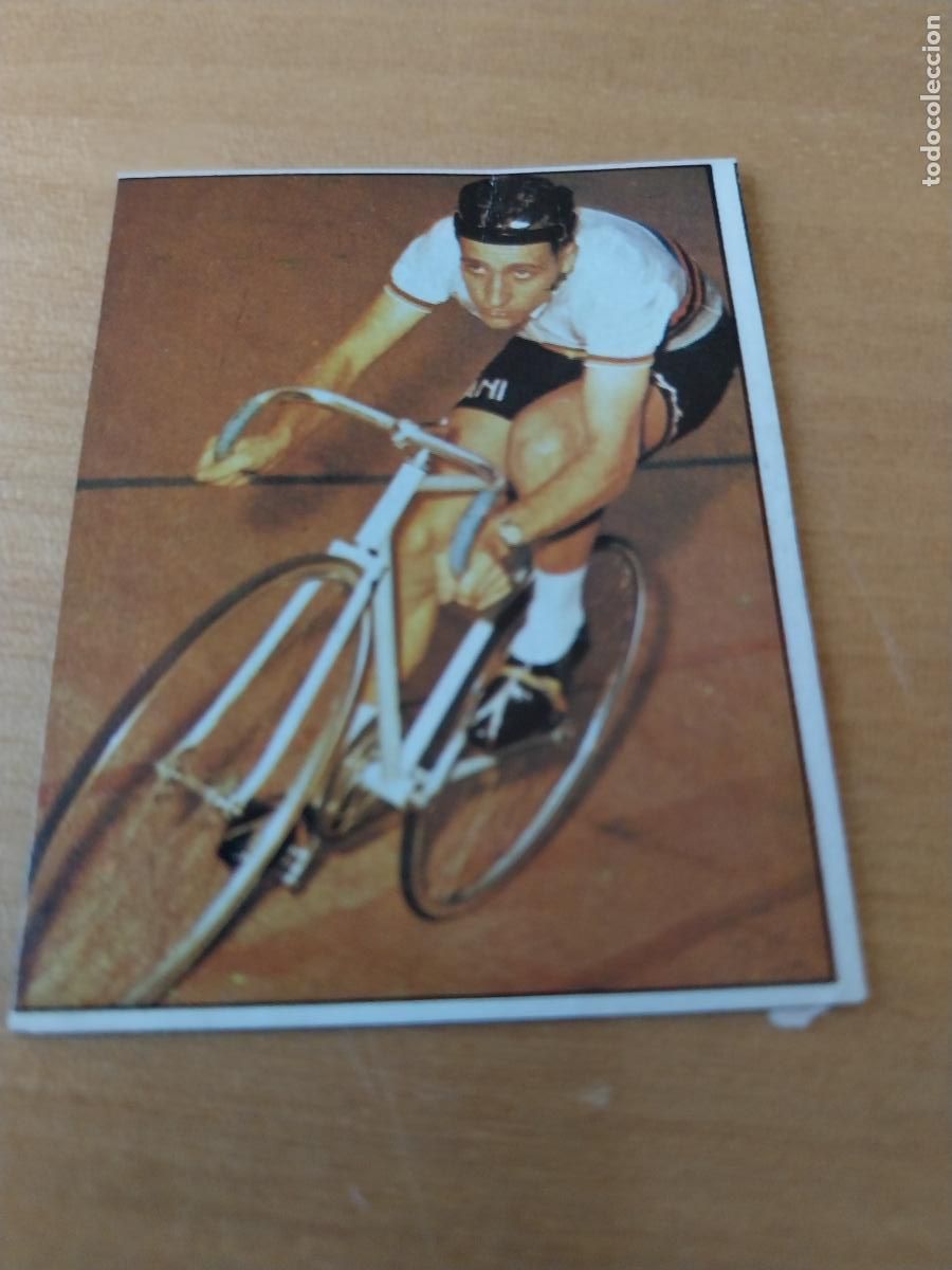Coleccionismo cromos antiguos: HUESO CICLISMO RIVIERE 197 VUELTA 1984 ED MERCHANTE CROMO RECUPERADO PROMO CARAMELOS