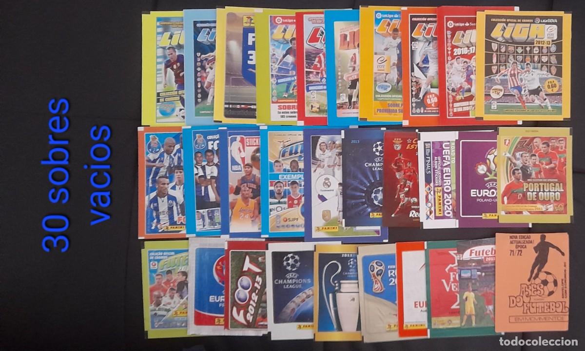 Coleccionismo cromos antiguos: 30 Sobres vacios futebol - Foto 1