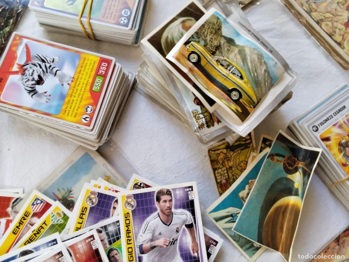 Coleccionismo cromos antiguos: CAJA CON CIENTOS Y CIENTOS DE CROMOS VARIADOS - Foto 4