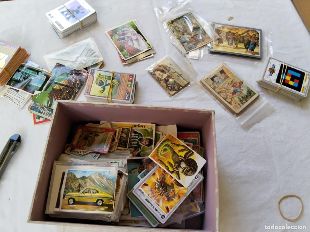 Coleccionismo cromos antiguos: CAJA CON CIENTOS Y CIENTOS DE CROMOS VARIADOS - Foto 17