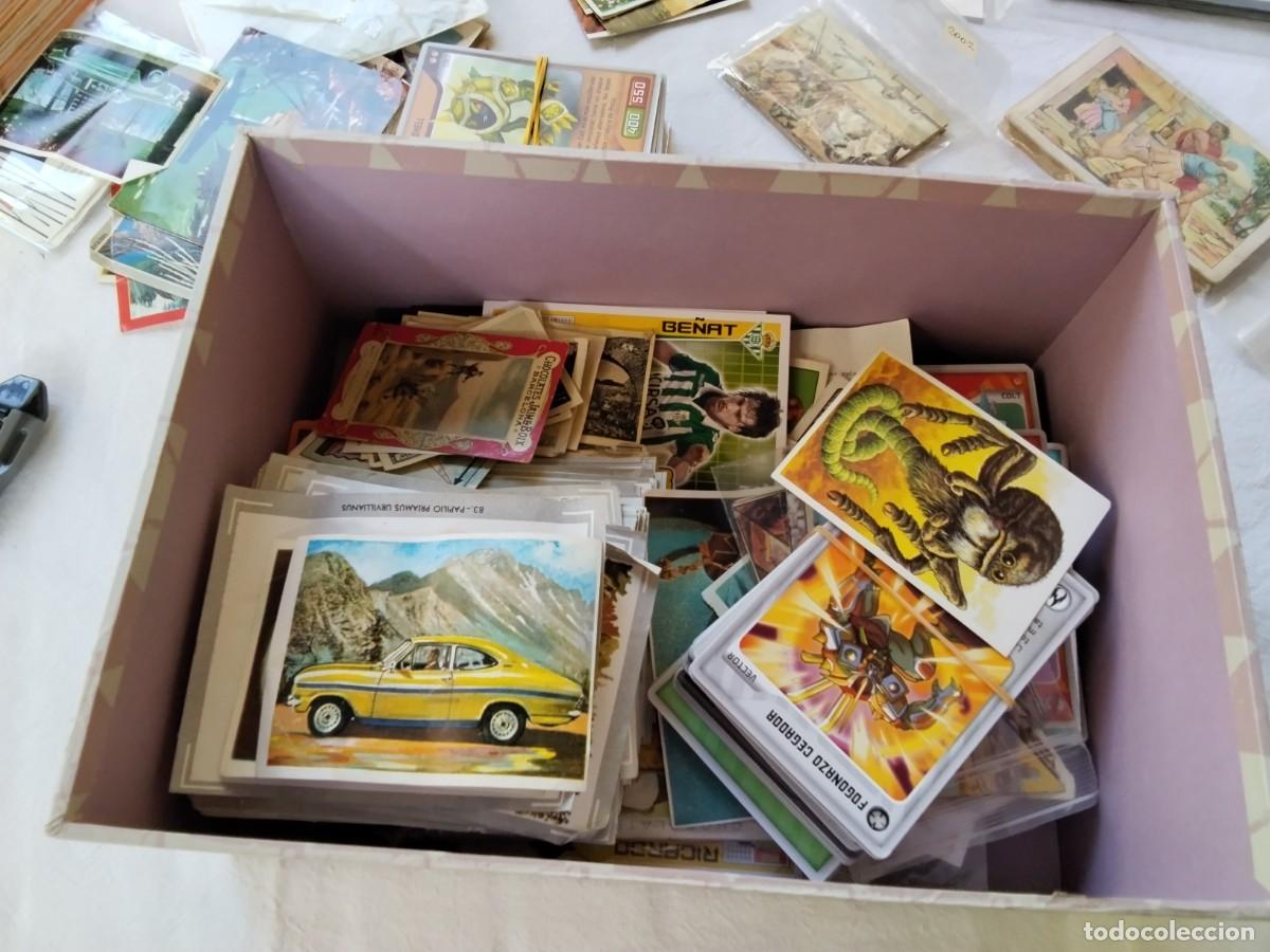 Coleccionismo cromos antiguos: CAJA CON CIENTOS Y CIENTOS DE CROMOS VARIADOS - Foto 18