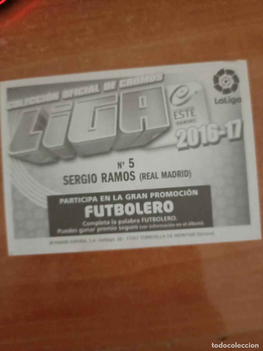 Coleccionismo cromos antiguos: sergio ramos, liga 2016 17 - Foto 2
