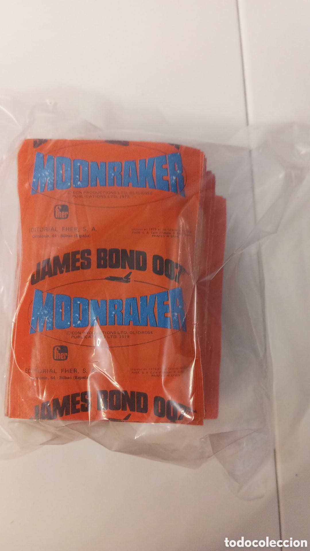 Coleccionismo cromos antiguos: Sobres sin abrir agente 007 - Foto 2