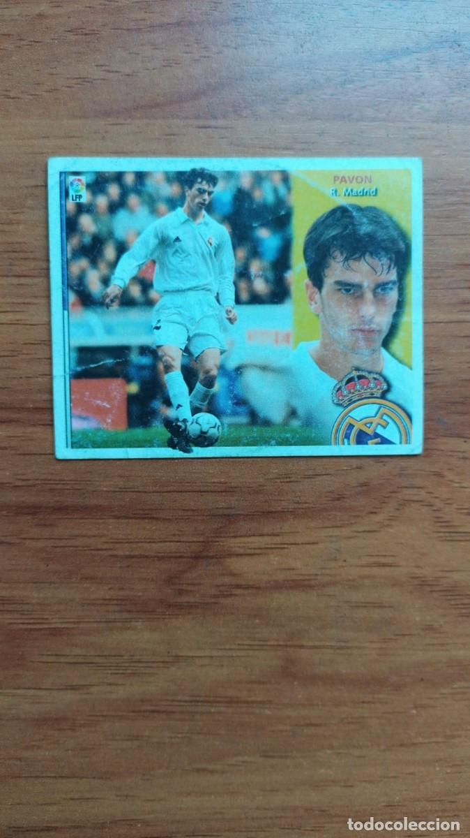 Collectable Antique Stickers: Ediciones Este,equipo R.MADRID PAVON Liga 02-03 L0149