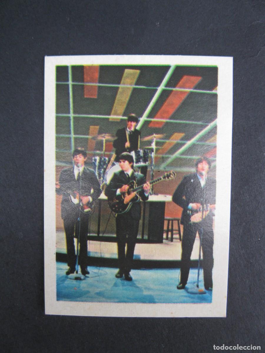 Coleccionismo cromos antiguos: LOTE DE UNA POSTAL Y CINCO CROMOS DE LOS BEATLES. - Foto 11