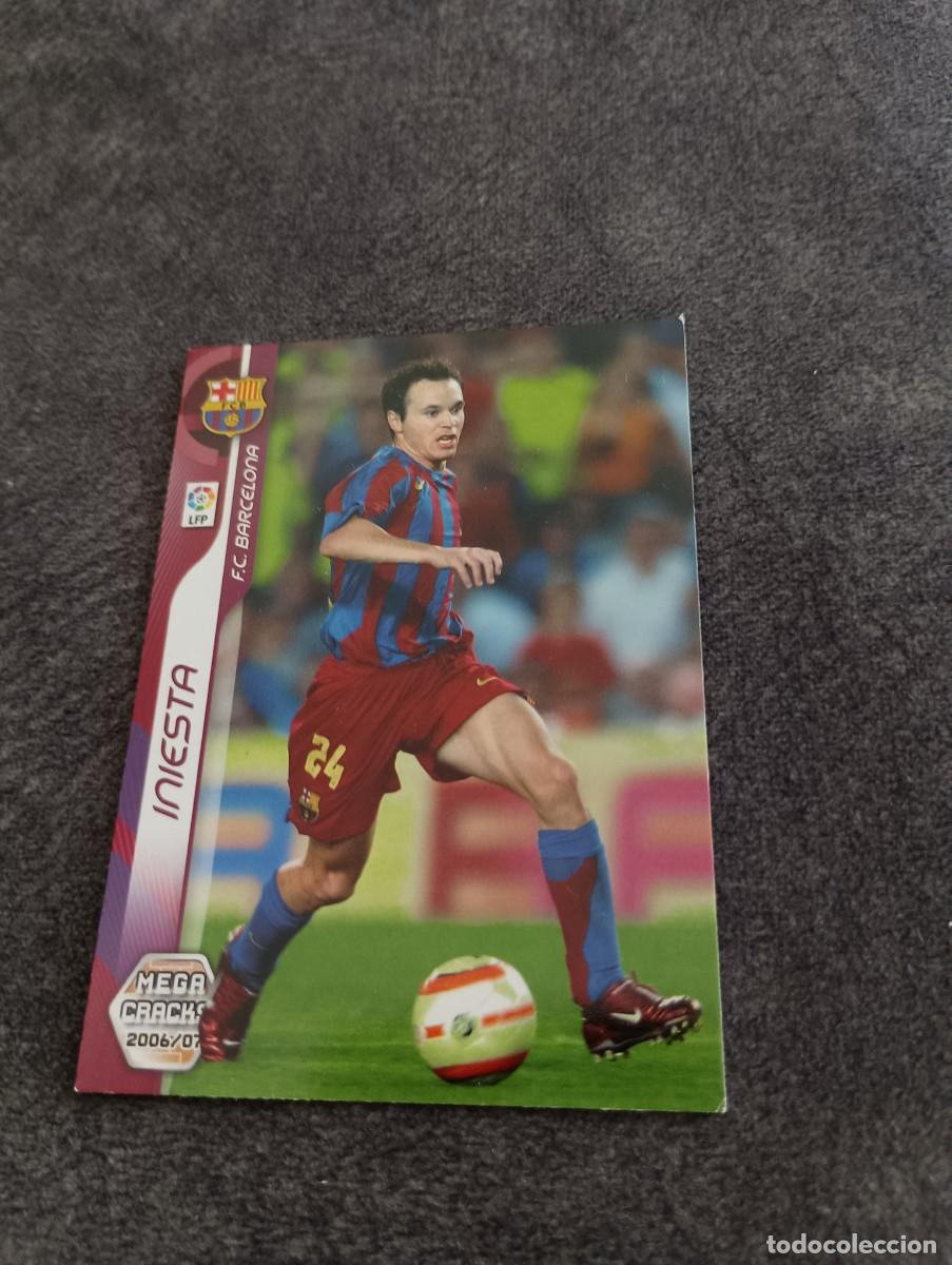 Coleccionismo cromos antiguos: INIESTA MEGA CRACKS 06 07 - Foto 1