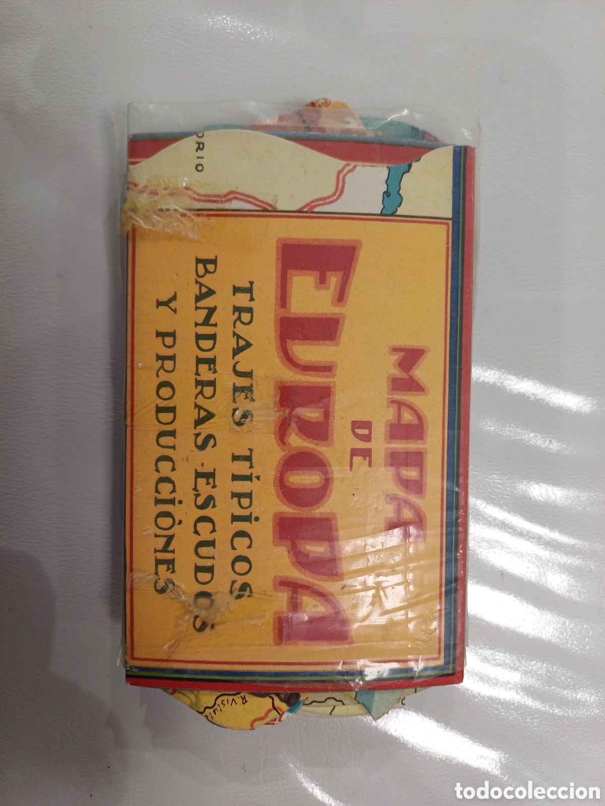 Sammeln alte Sammelbilder: CHOCOLATES JAIME BOIX - MAPA DE EUROPA TRAJES TIPICOS BANDERAS ESCUDOS Y PRODUCCIONES COMPLETO 1933