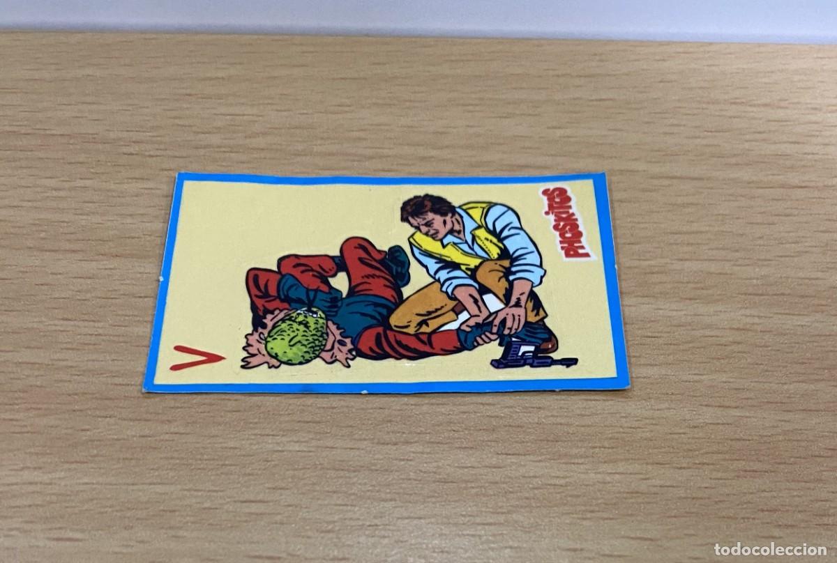 Coleccionismo Cromos antiguos: CROMO TROQUELADO DE PHOSKITOS - SERIE TV V, LOS VISITANTES (1984)