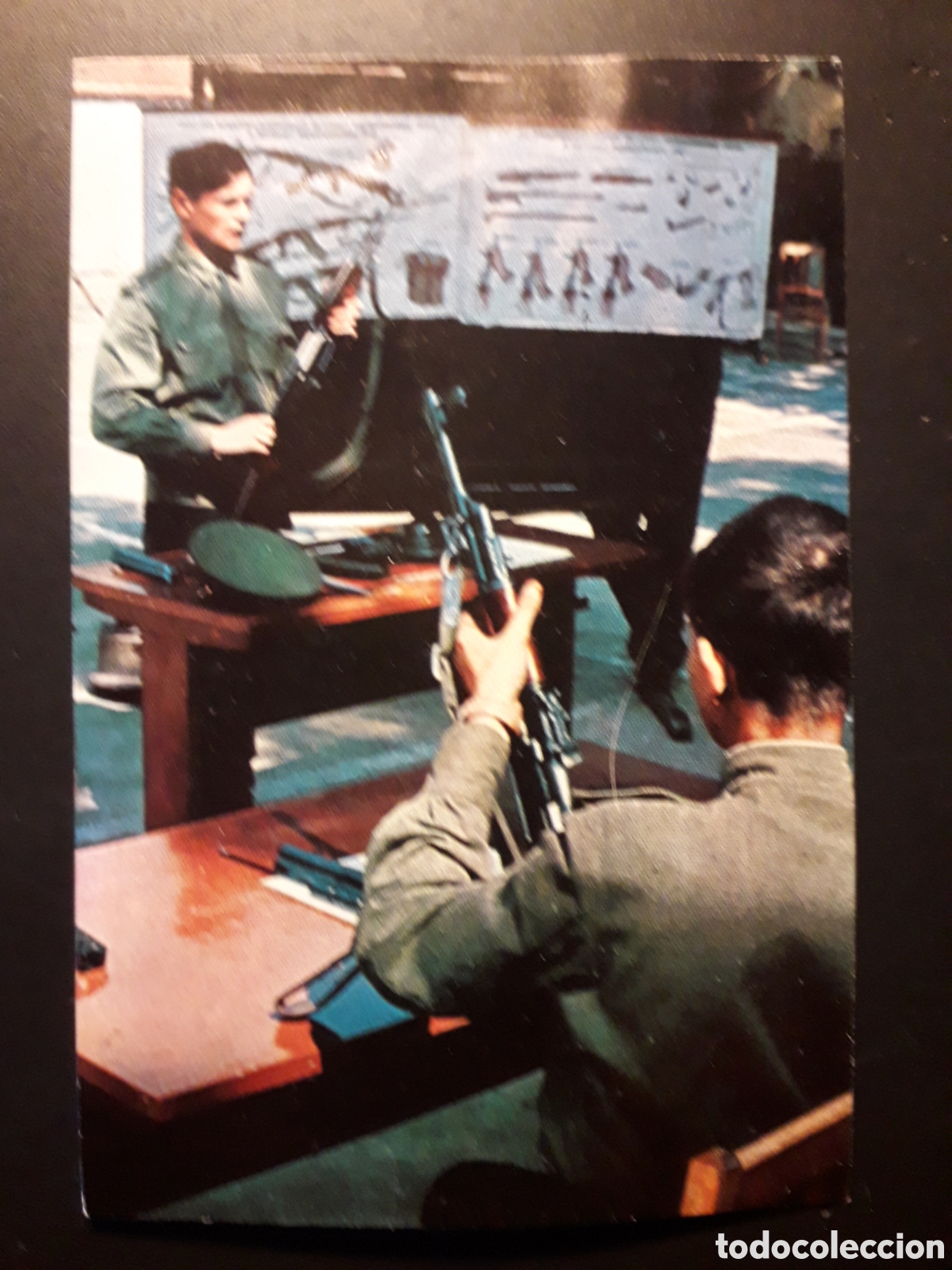 Coleccionismo cromos antiguos: FUSIL AUTOM&Aacute;TICO AK, HISTORIA DE LAS ARMAS, N&deg; 141 ED ESTE 1971 DESPEGADO PEDIDO M&Iacute;NIMO 3&euro;