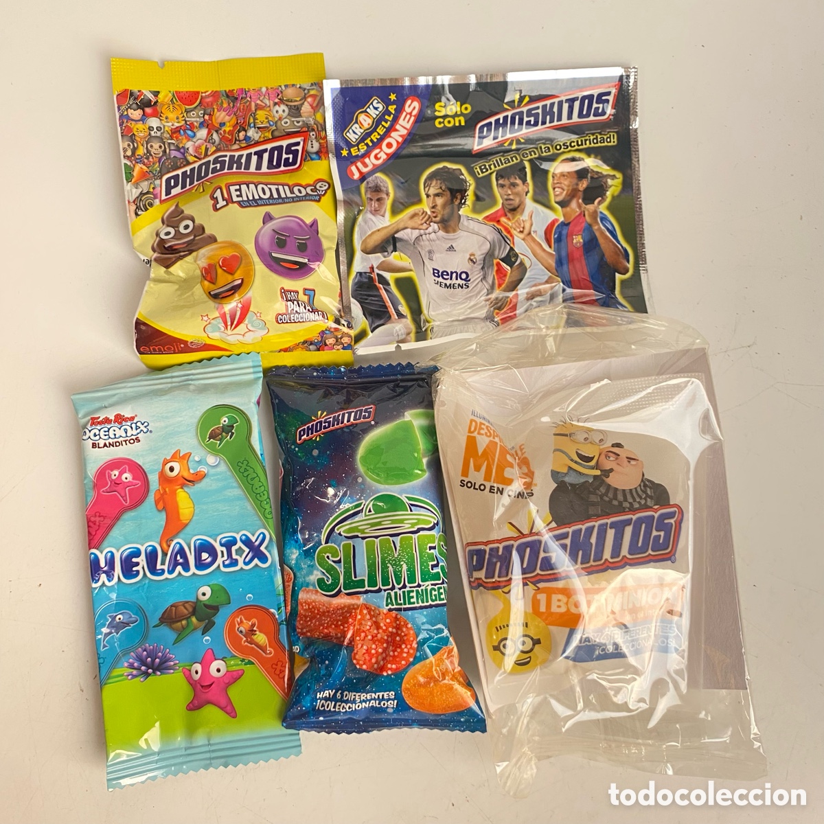 Coleccionismo Cromos antiguos: lote sobre premios phoskitos original sin abrir slime botiminion minion kraks oceanix tosta rica