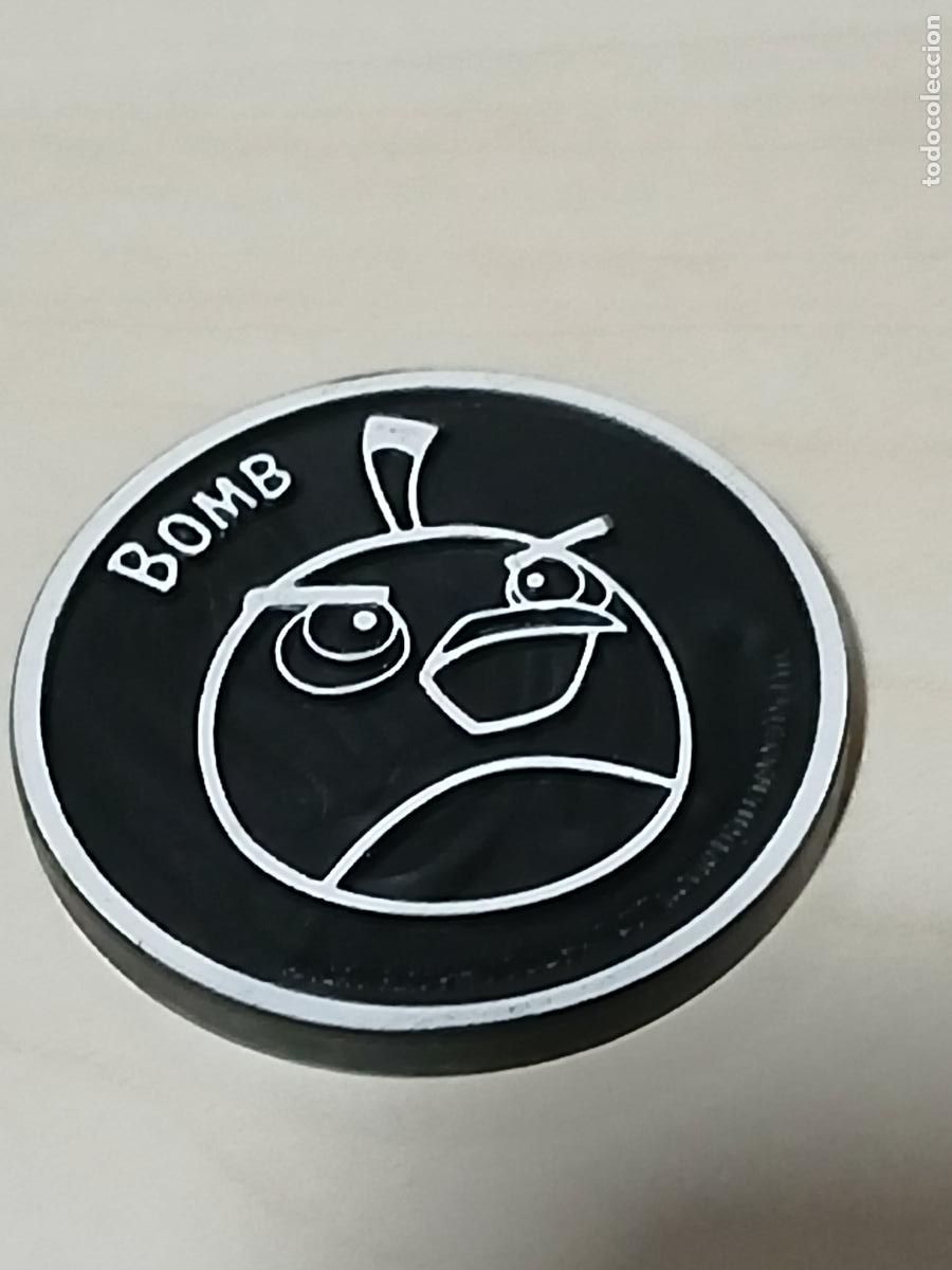 Coleccionismo cromos antiguos: TAZO SLAMMERS 1 - E-MAX ANGRY BIRDS POGS - 2012 - - Foto 1