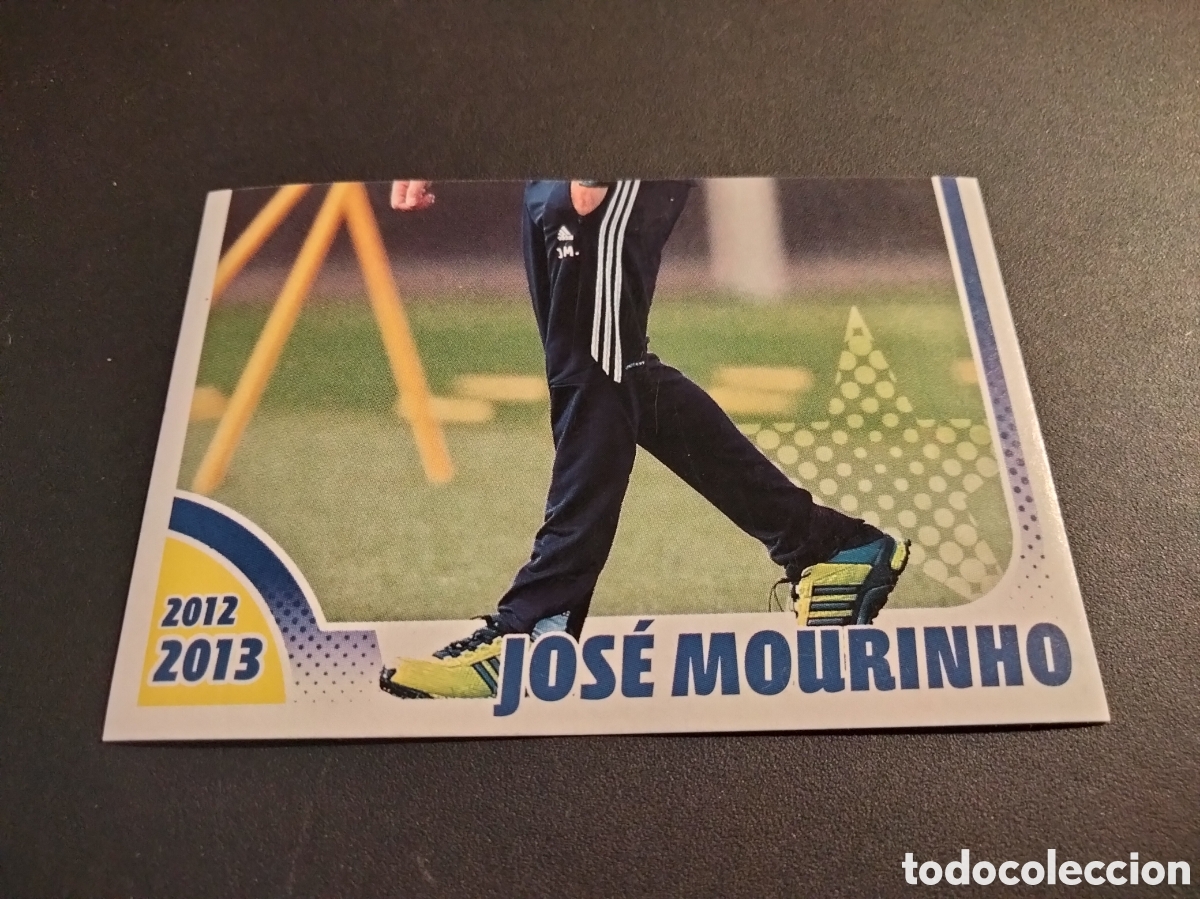 Colecionismo Cromos antigos: MOURINHO # 28 COLECCION OFICIAL REAL MADRID 2012/13 NUEVO SIN PEGAR