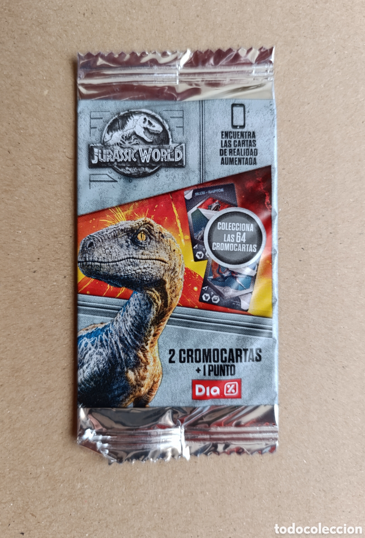 Coleccionismo cromos antiguos: 65 sobres cromos Jurassic World - Foto 2