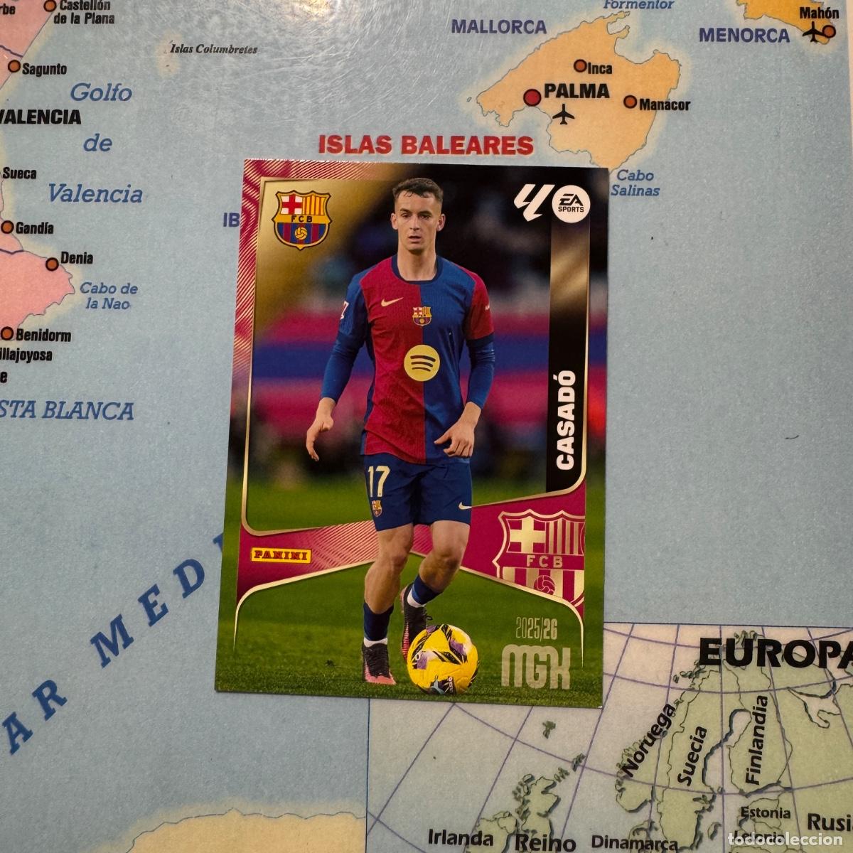 Coleccionismo cromos antiguos: Casado n&uacute;mero 82 del Barcelona megacracks 25-26 2025-2026