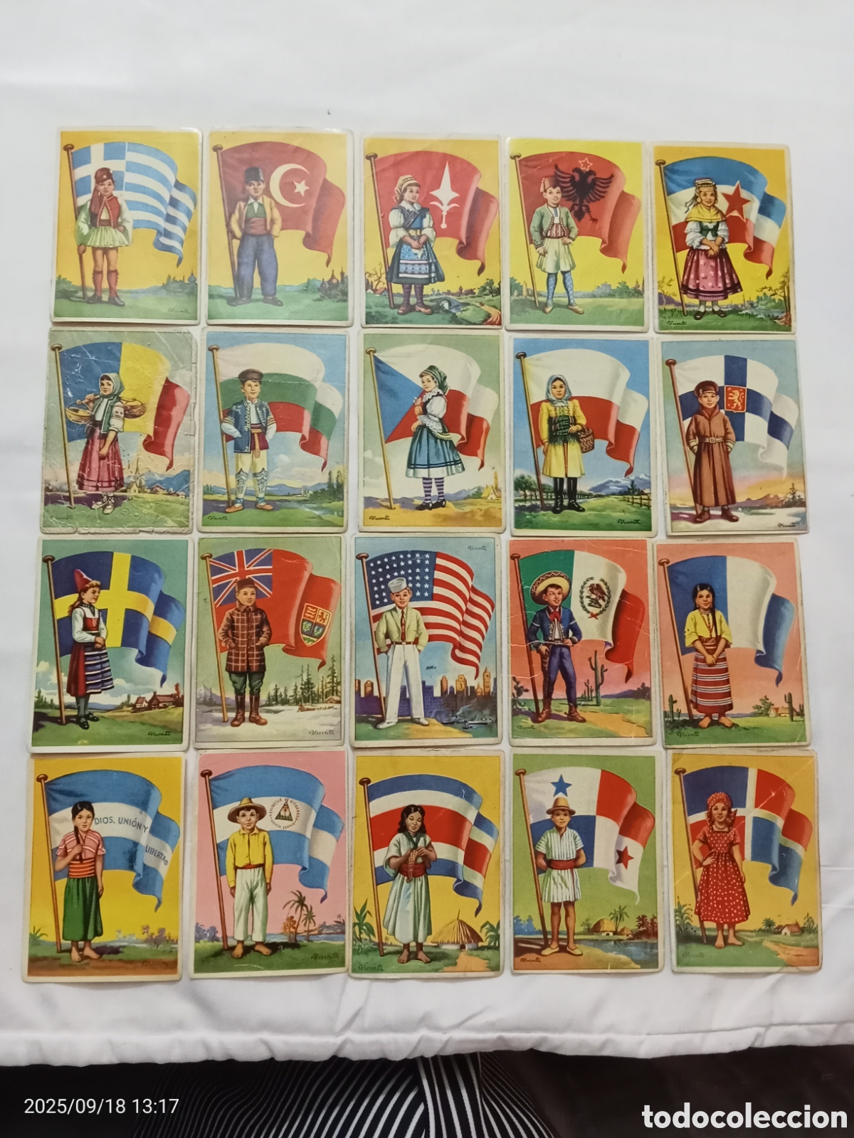 Coleccionismo cromos antiguos: LOTE CROMOS BANDERAS DEL UNIVERSO - Foto 1