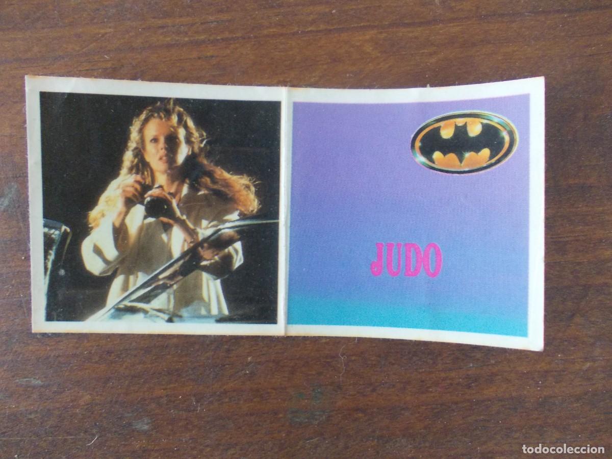 Collectable Antique Stickers: Cromo promocional Batman Returns con Batman y texto Judo Colecci&oacute;n Risi 1992
