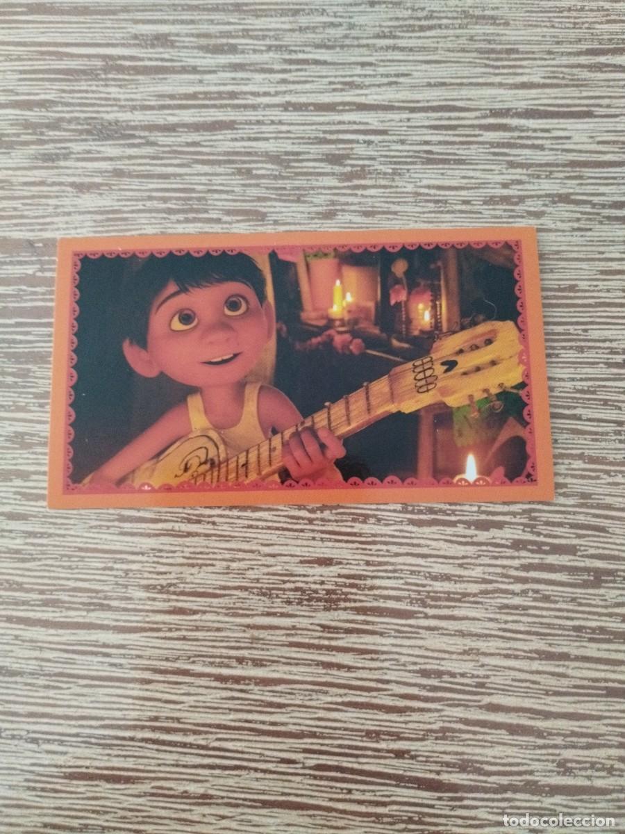 Coleccionismo cromos antiguos: N&deg; 28 - Sin Pegar - Coco - Panini 2017 - Disney - Pixar - Foto 1