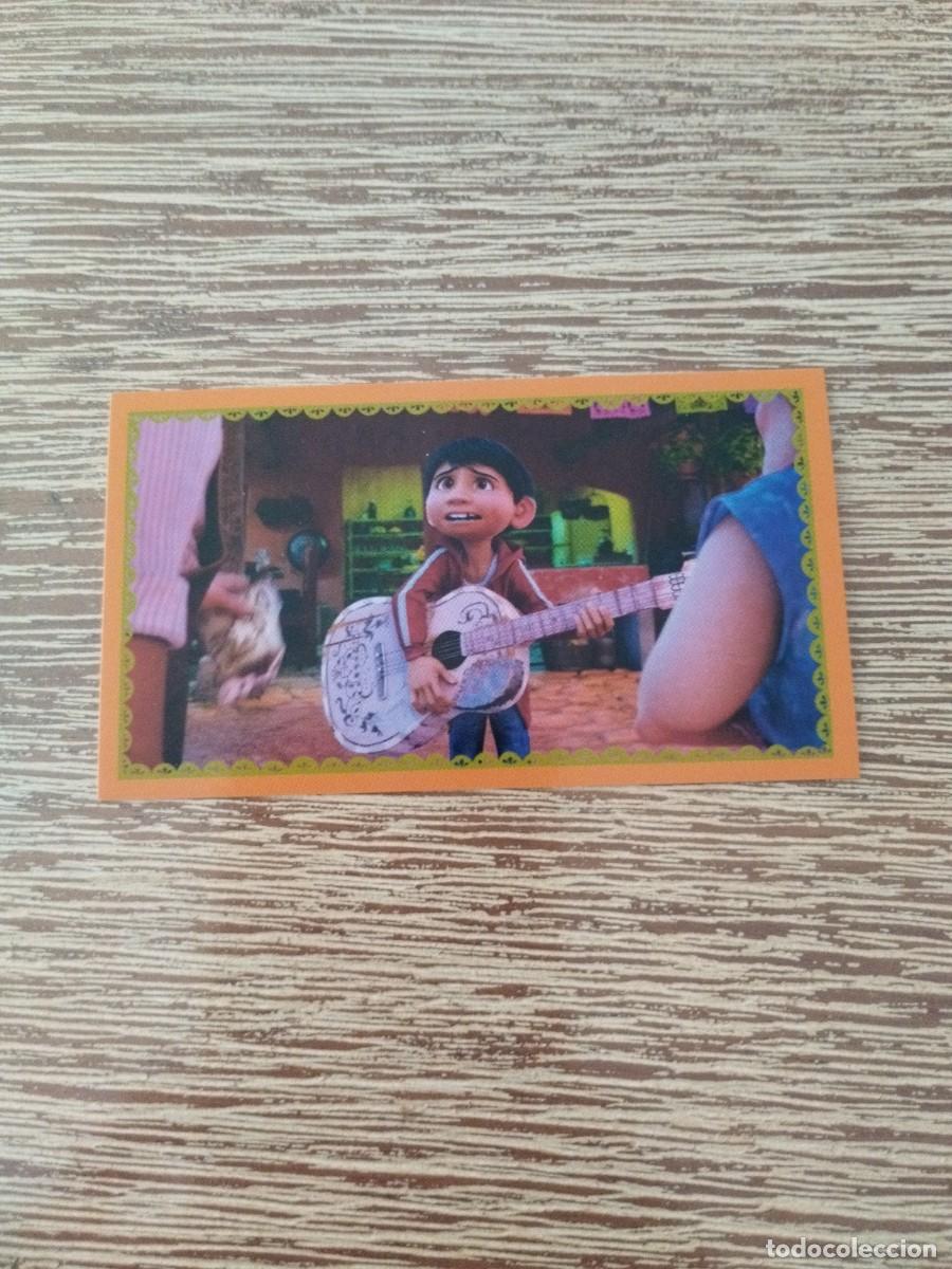 Coleccionismo cromos antiguos: N&deg; 42 - Sin Pegar - Coco - Panini 2017 - Disney - Pixar - Foto 1
