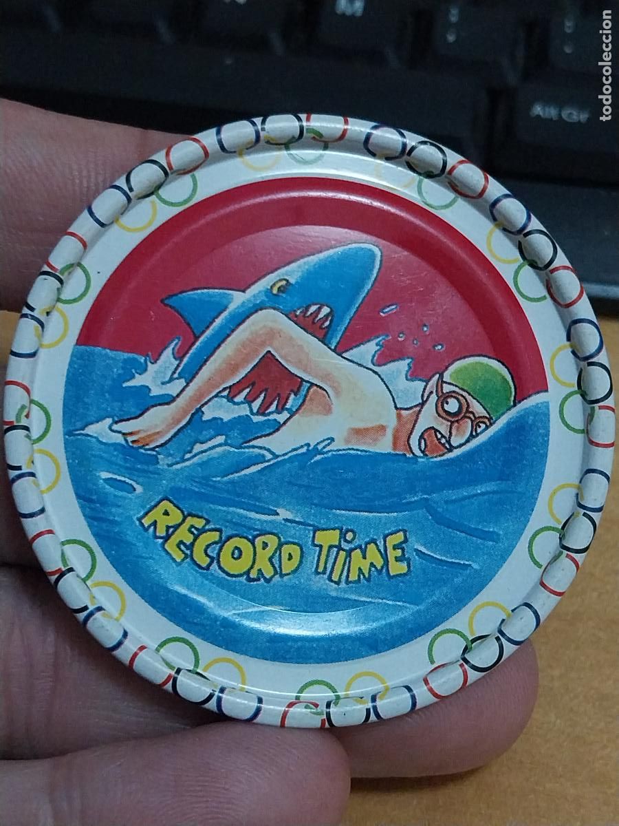 Coleccionismo cromos antiguos: RAPPERS MAGIC BOX CHAPA # 109 RECORD TIME 6CMS ORIGINAL * - Foto 1