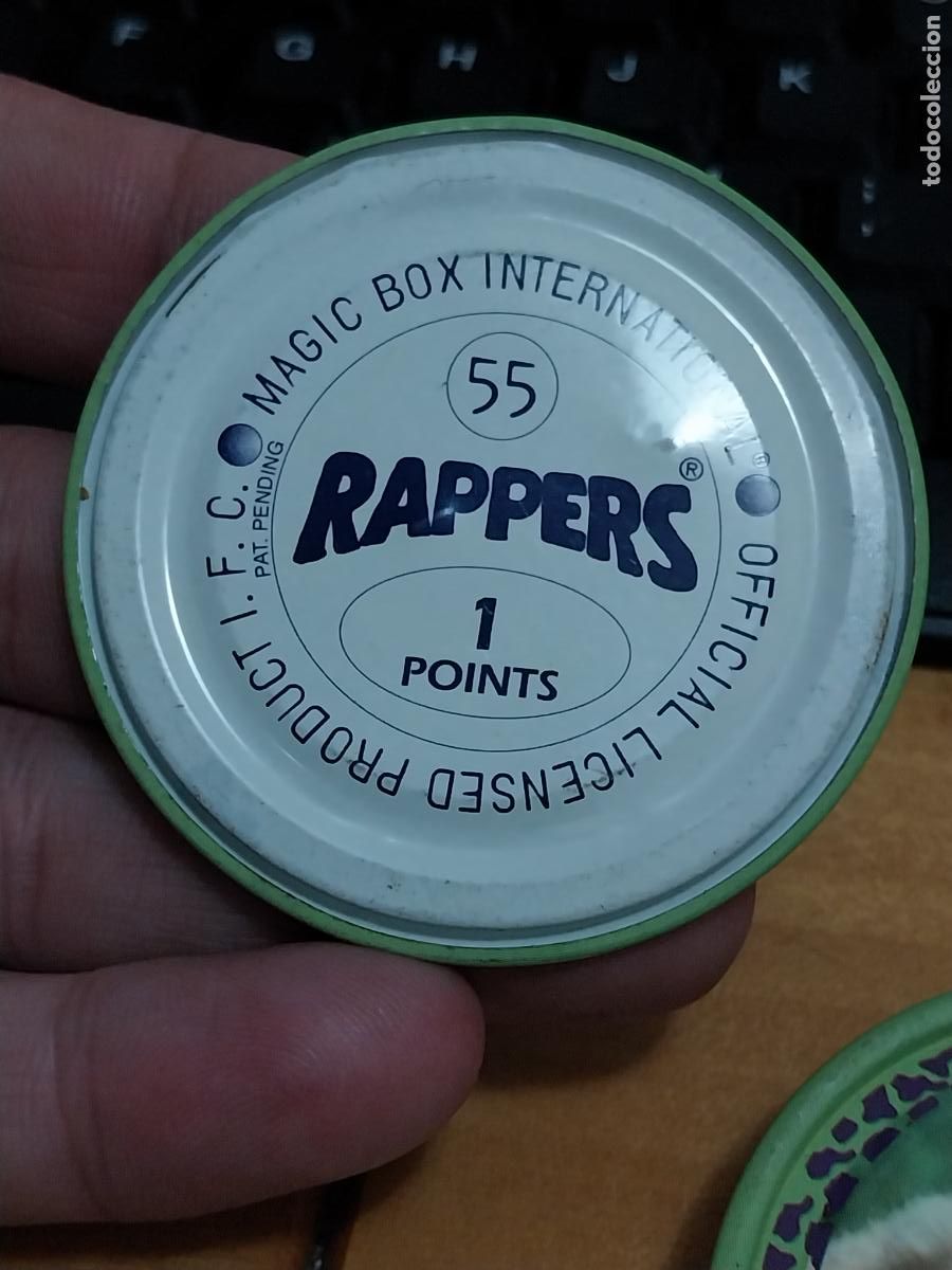Coleccionismo cromos antiguos: RAPPERS MAGIC BOX CHAPA # 55 BLANCO GATO 6CMS ORIGINAL * - Foto 2