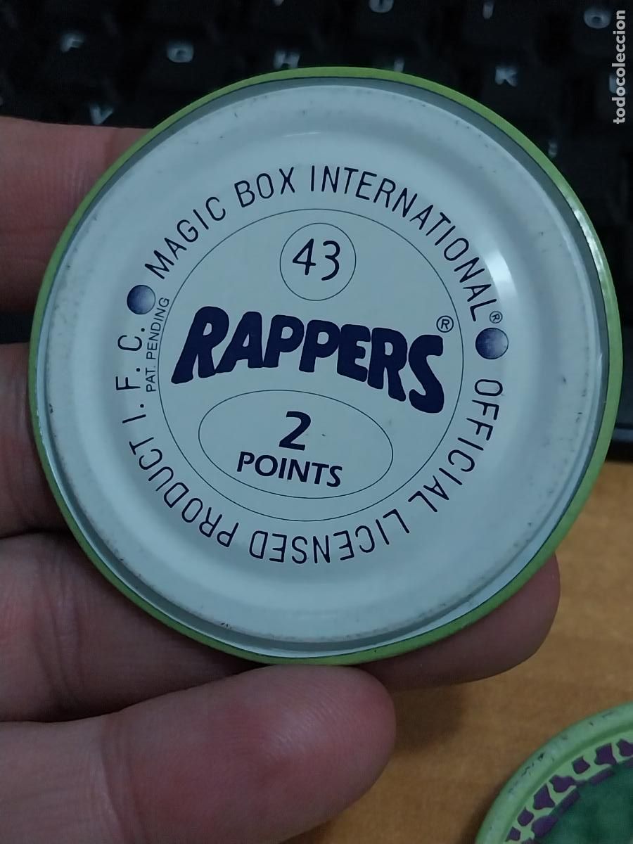 Coleccionismo cromos antiguos: RAPPERS MAGIC BOX CHAPA # 43 LOBO 6CMS ORIGINAL * - Foto 2