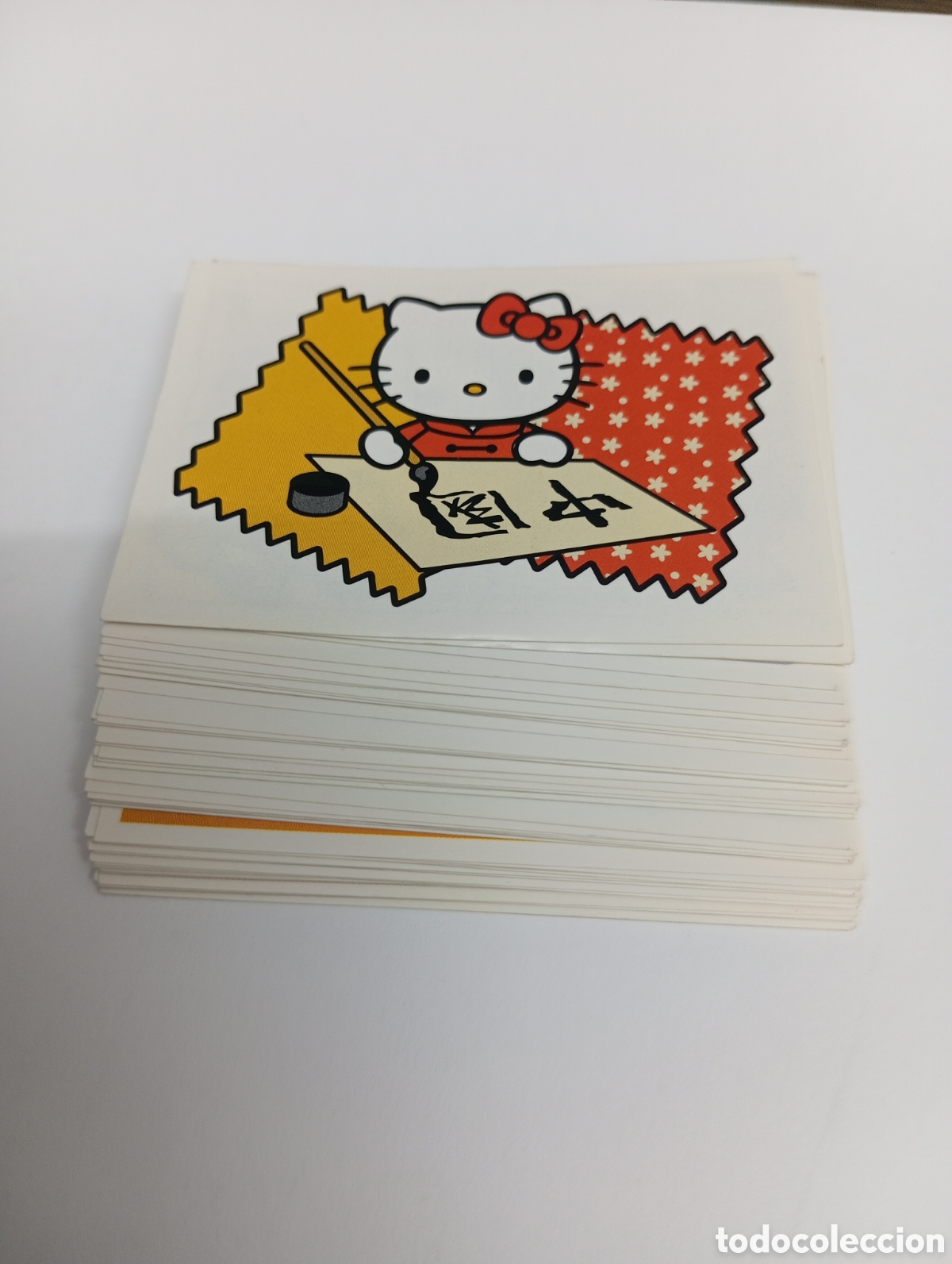 Coleccionismo cromos antiguos: LOTE HELLO KITTY B COOL PANINI CROMO STICKER 2011 - Foto 1