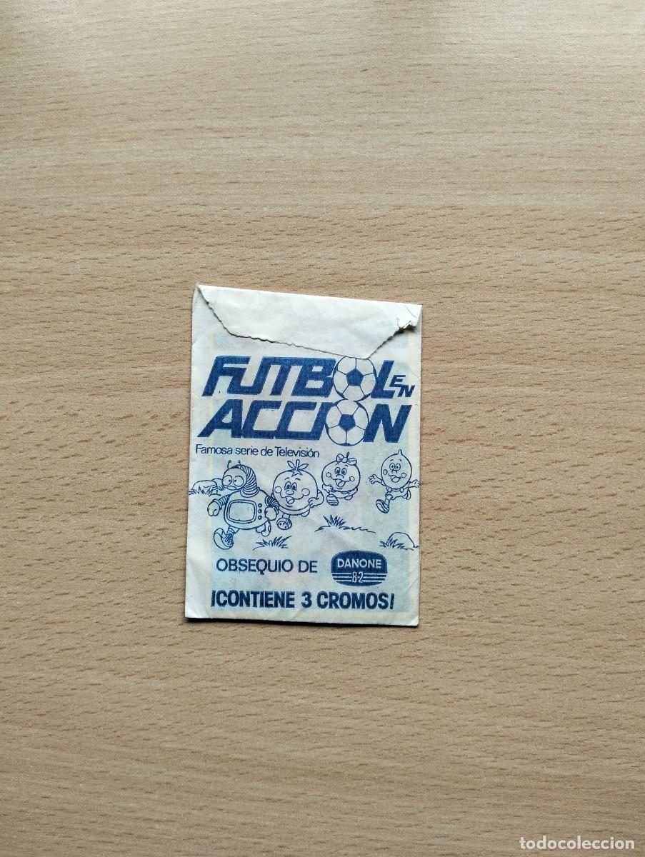 Colecionismo Cromos antigos: SOBRE DE CROMOS SIN ABRIR - FUTBOL EN ACCION - DANONE