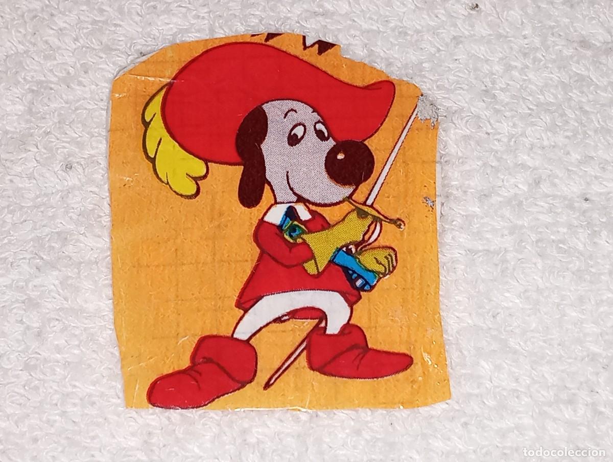 Coleccionismo Cromos antiguos: PHOSKITOS : ANTIGUO TROZO DE ENVOLTORIO PASTELITO DARTACAN LOS MOSQUEPERROS A&Ntilde;OS 80
