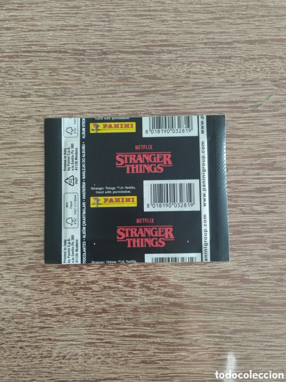 Coleccionismo cromos antiguos: Sobre sin abrir Stranger Things - Netflix - Panini - Version 3 - Foto 2